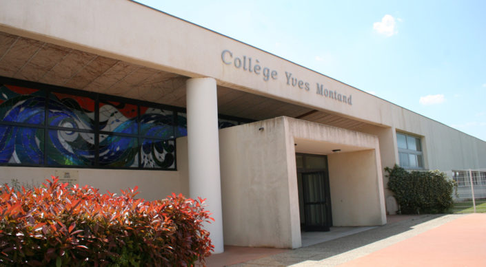 Liste des fournitures scolaires pour le collège Yves Montand  Mairie